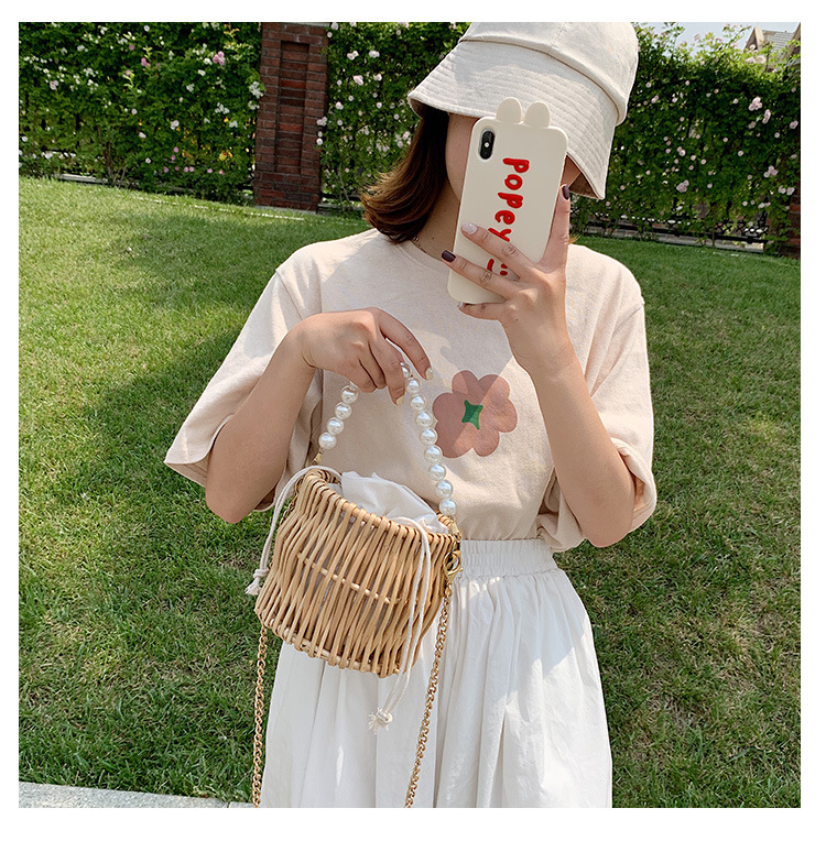 Túi xách có dây đeo vai thiết kế đơn giản hợp thời trang