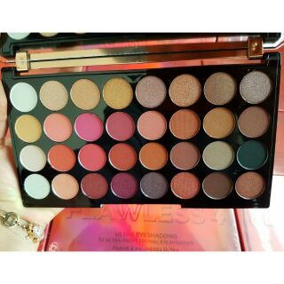😊BẢNG PHẤN MẮT FLAWLESS 4 ULTRA SHADOW - MAKEUP REVOLUTION LONDON