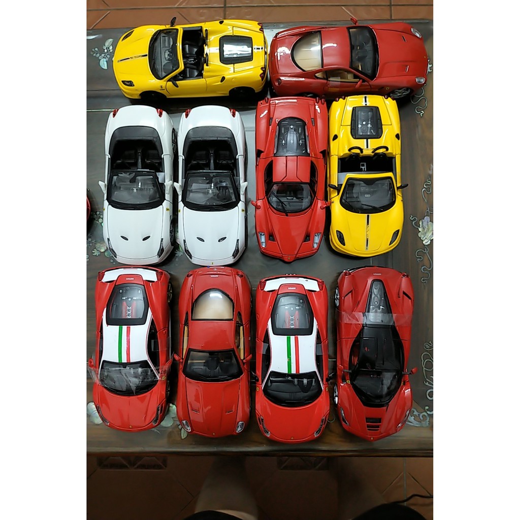 01 mô hình xe tĩnh ferrari tỷ lệ 1:24 có lỗi nặng nhẹ tùy giá nsx Bburago