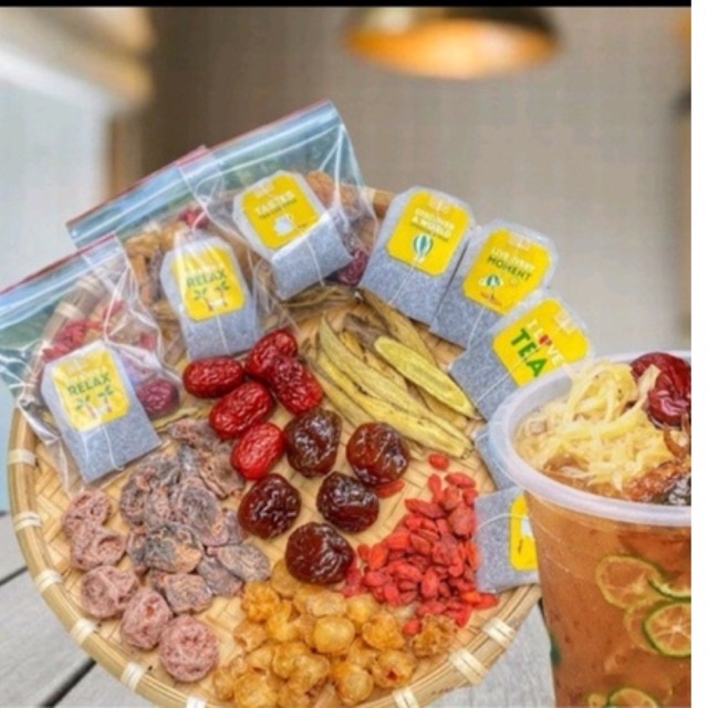 [Mã GROXUAN1 giảm 8% đơn 150K] Trà LipTon Thảo Mộc - Set 10 gói (500gr) | BigBuy360 - bigbuy360.vn