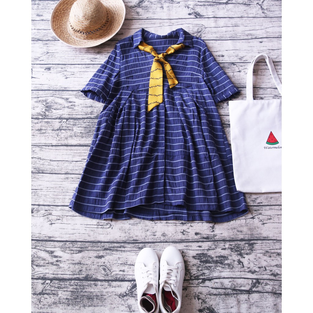 VÁY KẺ NGANG THẮT NƠ