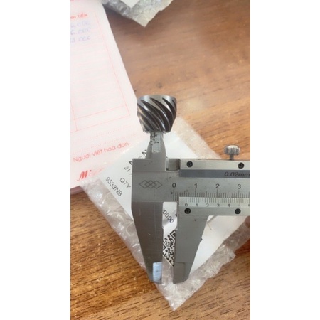 Bánh răng máy mài góc Makita 9553