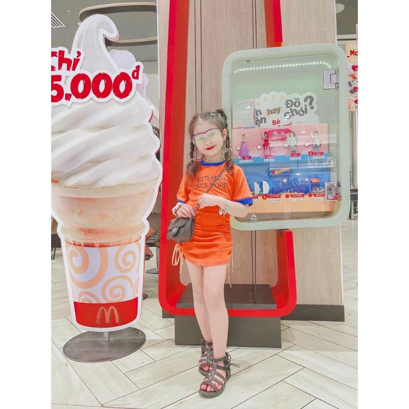 Đầm  dây rut bé gái