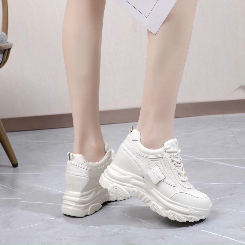 Giày thể thao nữ buộc dây nâng đế cao 8cm, chất mềm siêu nhẹ đi bao êm, hàng quảng châu cao cấp