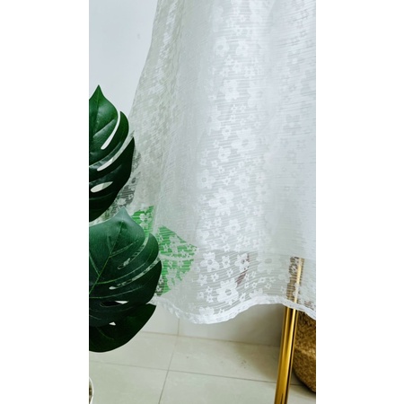 Đầm ren hoa Melisa tay phồng dáng dài xinh xắn