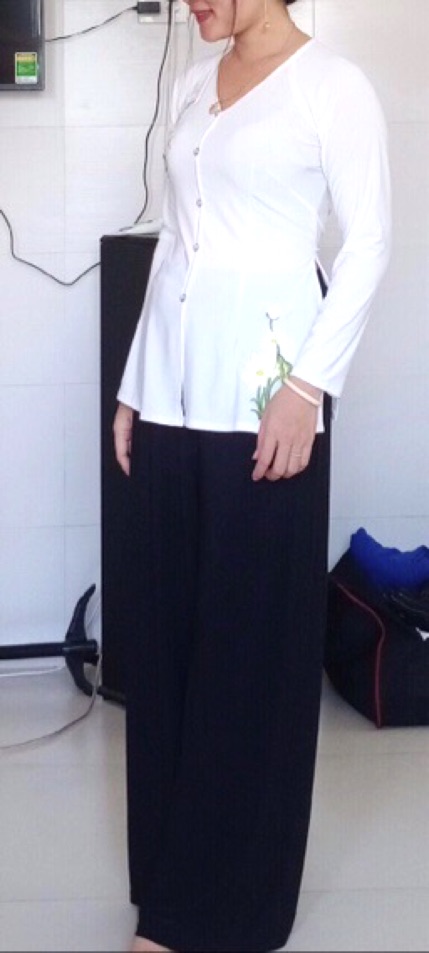 Bà ba ống rộng màu trắng và đen,quần ống rộng đen/trắng .40-70kg mặc vừa | WebRaoVat - webraovat.net.vn
