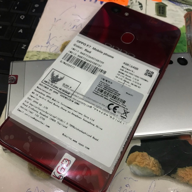 Điện thoại oppo F7 64gb ram4 chính hãng nhập khẩu