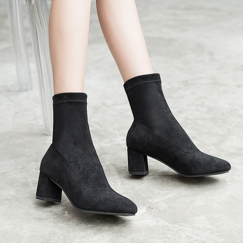 Giày Bốt Cổ Chân Màu Rắn, Boots Cao Gót Thời Trang Nữ