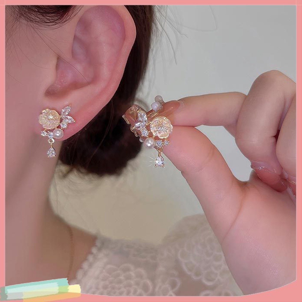 1 Đôi Bông Tai Xỏ Lỗ Hình Hoa Đính Ngọc Trai Giả Thời Trang