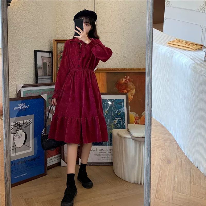 (Có sẵn) Váy đầm đuôi cá vải nhung tăm cổ nơ và áo len gile nữ thu đông | BigBuy360 - bigbuy360.vn