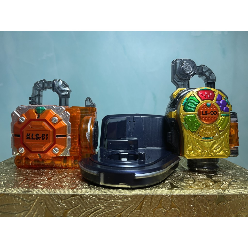 Hiệp sĩ mặt nạ - DX Kiwami & Kachidoki LockSeed -  Kamen Rider Gaim Bandai