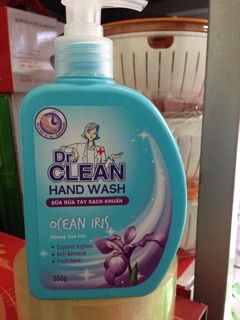 Gel rửa tay Dr. CLEAN