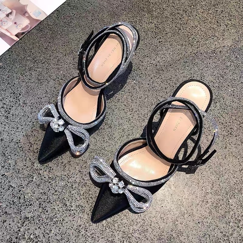 Giày nơ đá quấn cổ chân