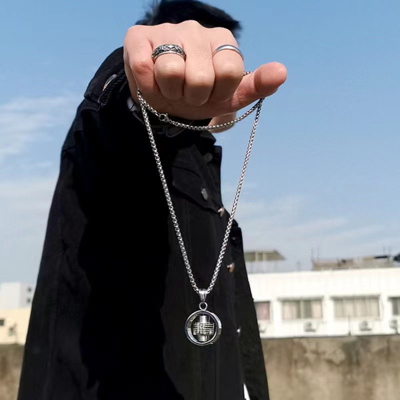 Vòng cổ thép titan mặt hình bánh xe may mắn phong cách hip hop cá tính cho nam