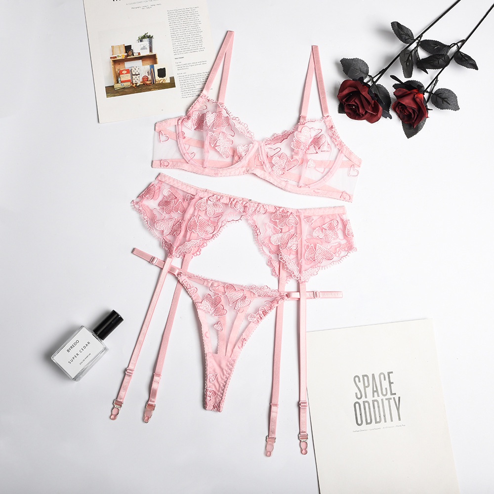 SET NỘI Y 3 MÓN HỒNG TIM THÊU