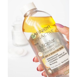 Nước tẩy trang Garnier Vàng Dầu