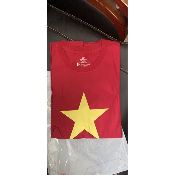 Áo Cờ Đỏ Sao Vàng, Lá cờ