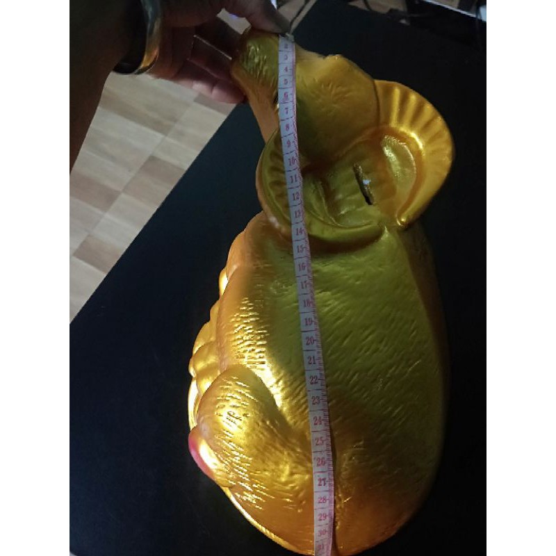 Trâu vàng tiết kiệm may mắn tài lộc