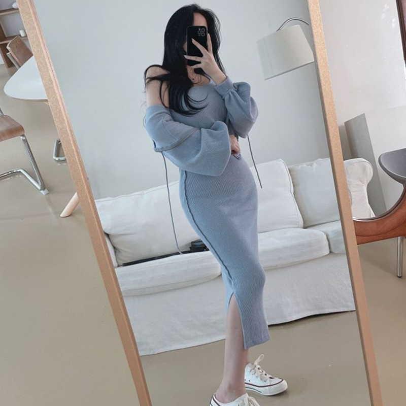 Set Áo Hoodies Màu Trơn Phối Chân Váy Xẻ Tà Phong Cách Hàn Quốc