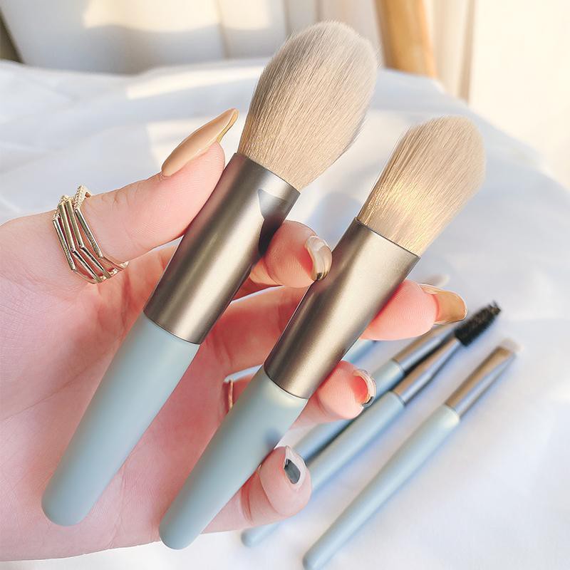 Set 8 Cọ Trang Điểm Lông Mềm Độ Bóng Cao Chuyên Nghiệp- (8 cọ túi zip)