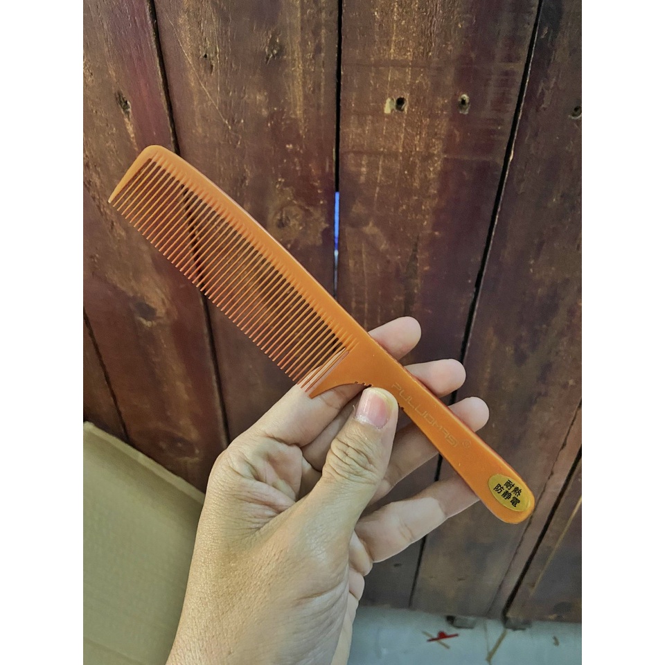 Lược sừng đã mài chuốt răng xông tóc cho Barber