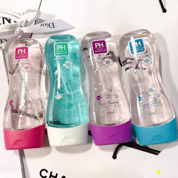 Dung dịch vệ sinh phụ nữ PH Care Premium Feminine Wash Nhật Bản 150ml