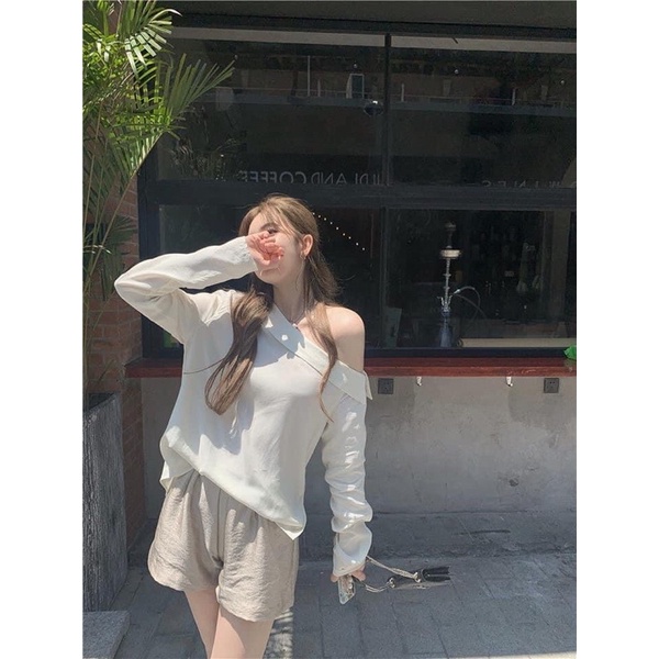 Áo Kiểu Lệch Vai Khuy Sườn