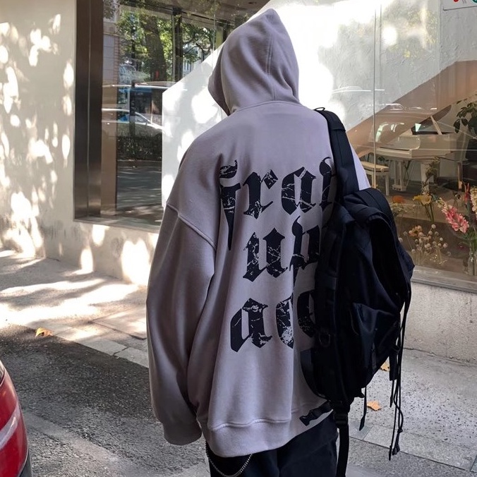 Áo hoodie dáng rộng in họa tiết chữ cái đơn giản dễ phối đồ cho cả nam và nữ