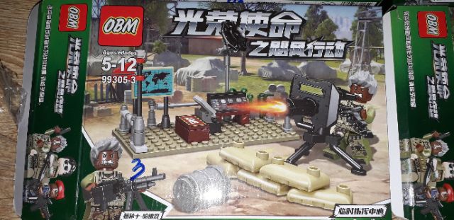 Lắp ráp 1 hộp Lego Battergruond 99305 có nhiều chi tiết