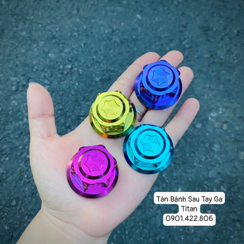 Tán Bánh Sau Tay ga Titanium Gr5 gắn nhiều dòng xe