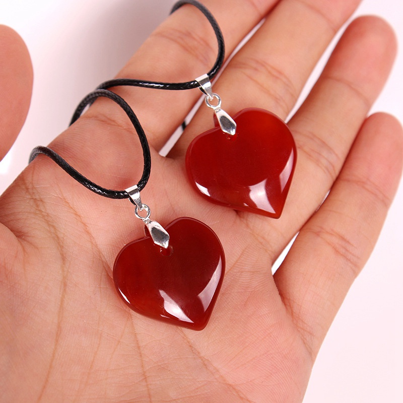 Vòng cổ mặt trái tim hóa trang nhân vật Chara Frisk