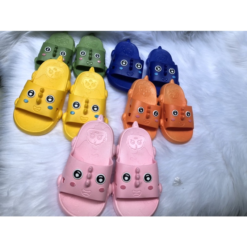 Dép quai ngang cho bé hình khủng long siêu cưng