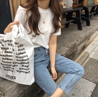 Áo thun trơn cổ tròn basic