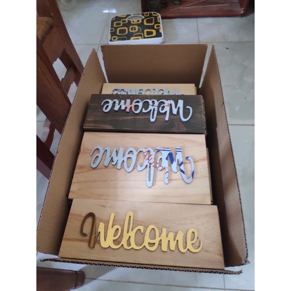 Bảng gỗ chữ Welcome