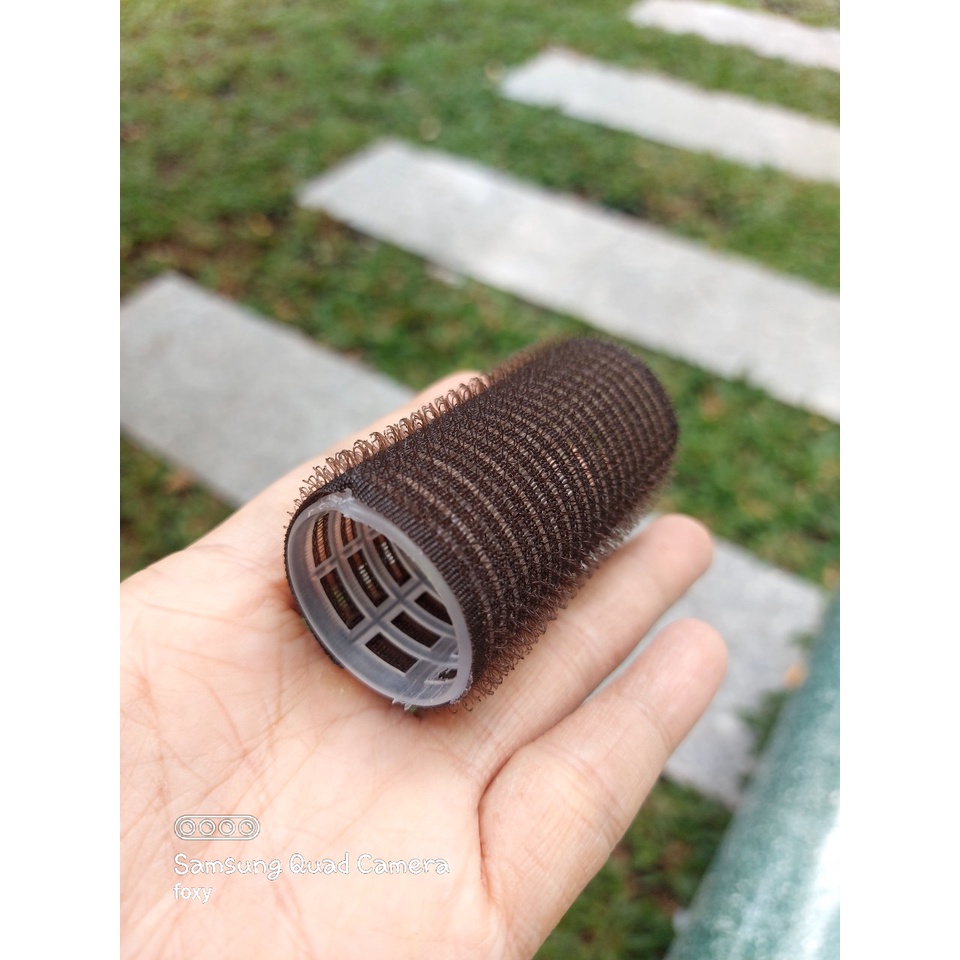 Lô cuốn tự dính size TRUNG , lẻ 1 cái
