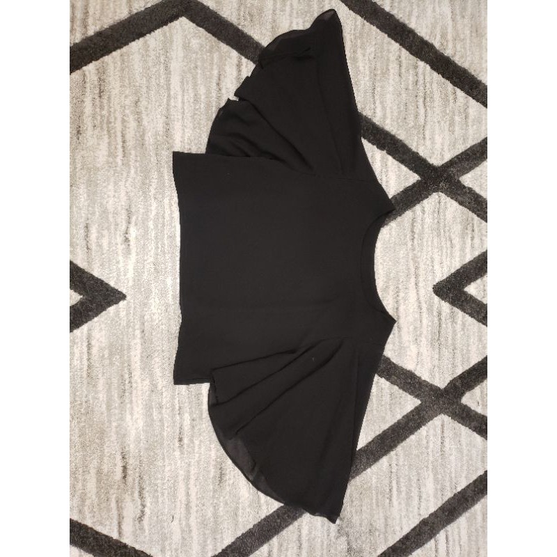 ÁO CROPTOP ĐEN VẢI VOAN