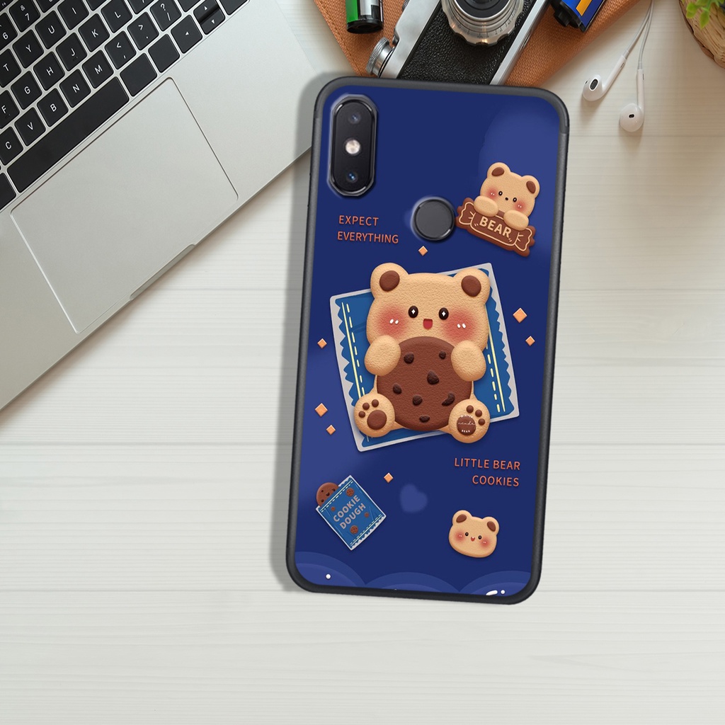 ỐP LƯNG XIAOMI MI 5X - MI A1 - MI 8 LITE- MI 8 - MI 8 SE  , IN HÌNH GẤU NÂU CHOCOLATE ĐÁNG YÊU.