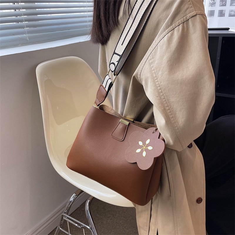 Túi Xách bucket Cỡ Nhỏ Thời Trang Cao Cấp 2022