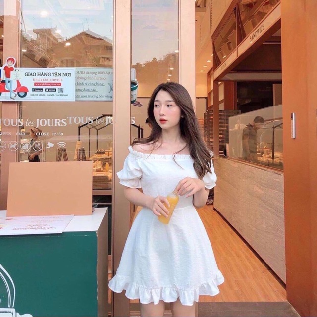 Đầm chữ A đuôi cá tay ngắn bo kiểu trễ vai