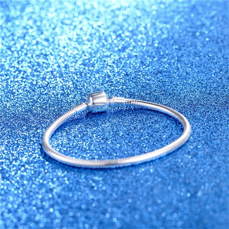 Vòng đeo tay kiểu dáng thời trang cá tính