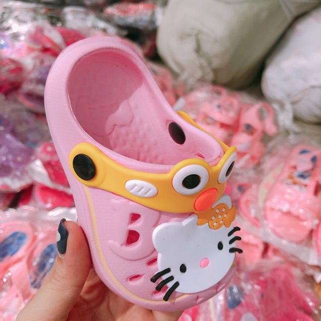 Combo dép các loại Bình