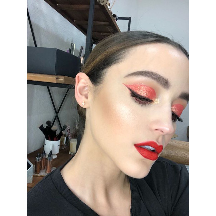 Nhũ mắt Loose Pigment Shadow Colourpop