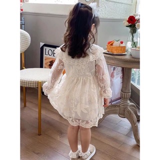 Váy ren trắng sang chảnh