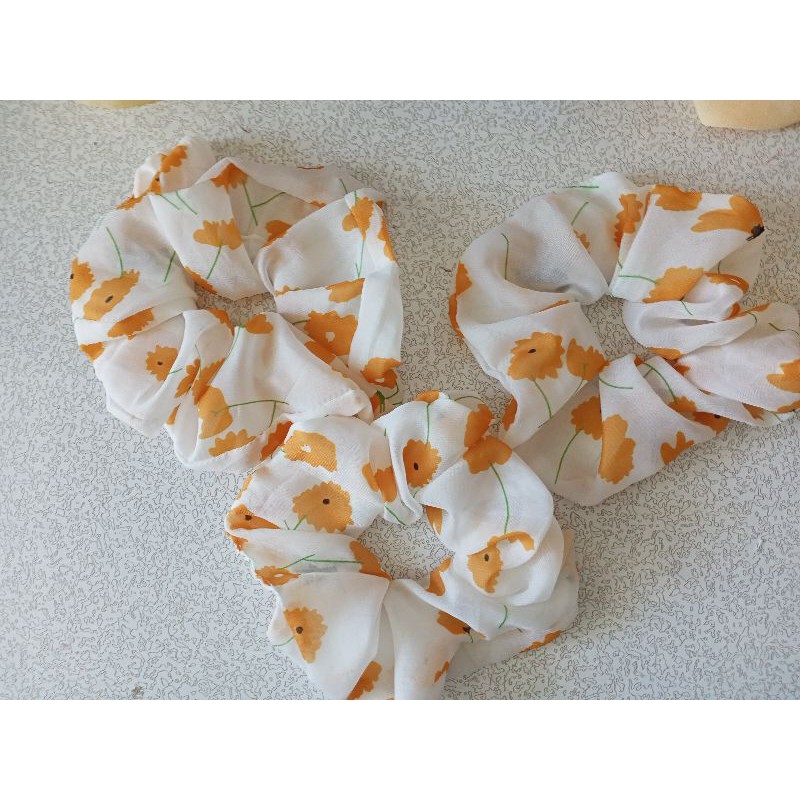combo 50 scrunchies khách chọn