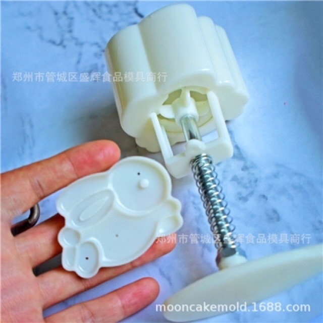 Khuôn trung thu lò xo 1 mặt thỏ 63g (M182)