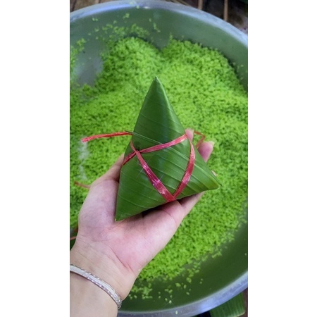 Bánh Ú Trứng Muối Trà Cuôn-Loại Đặc Biệt