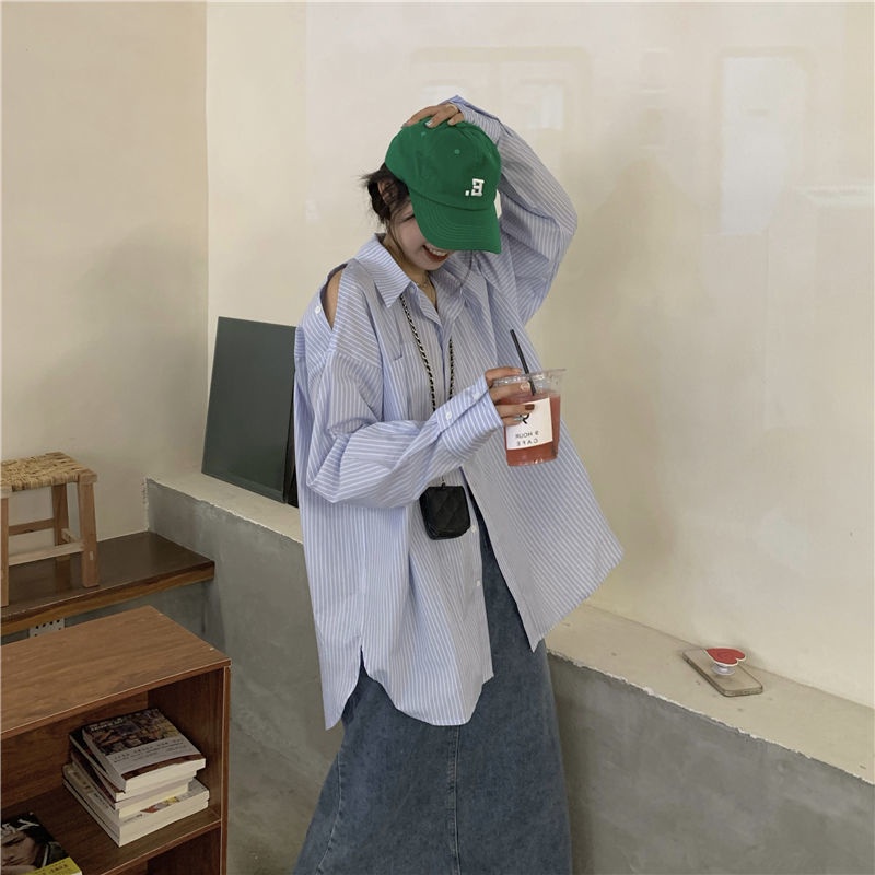 Áo Sơ Mi Nữ Kẻ Sọc Dài Tay Hở Vai Thời Trang Hàn Quốc