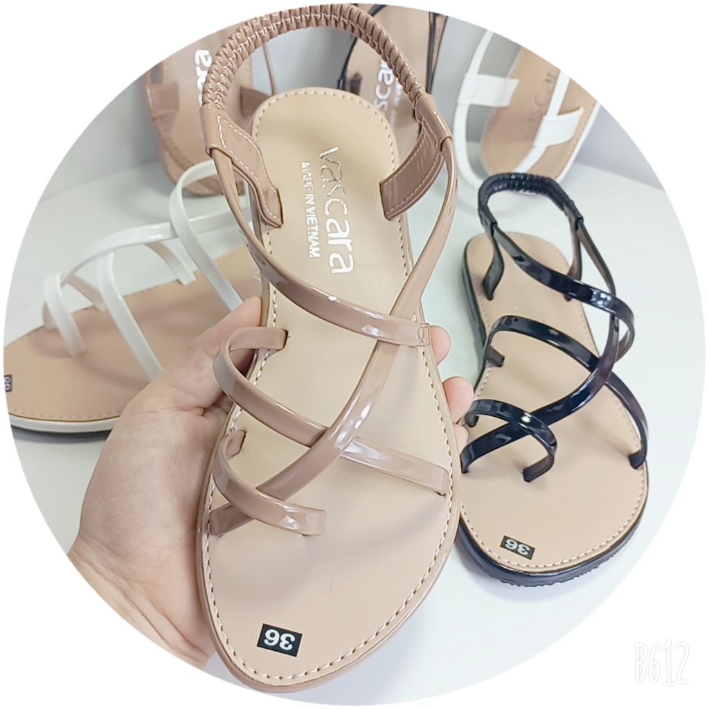 xăng đan đế bằng xỏ ngón giày sandal nữ quai hậu đi học 3 màu đen trắng nâu Minhtuyetshoes