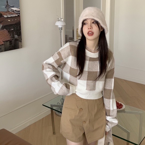Áo lửng tay dài họa tiết caro thời trang quyến rũ cho nữ