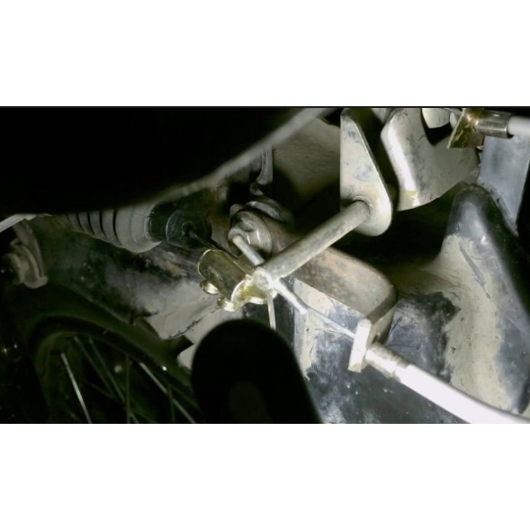Cốc điện mở yên xe gắn máy